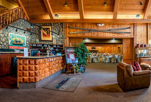 Photo Gallery - Callahan's Mountain Lodge - Living In Ashland